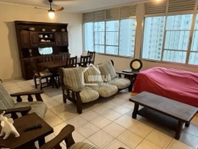 Apartamento 3 quartos e 2 banheiros, para alugar, no bairro Pitangueiras em Guarujá