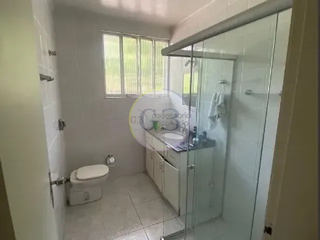 Apartamento 3 quartos e 3 banheiros, para alugar, no bairro Centro em Pelotas