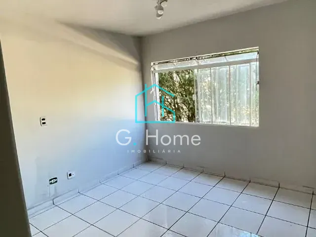 Apartamento com 76m² 2 quartos e 1 banheiro, à venda, no bairro Parque Jamaica em Londrina