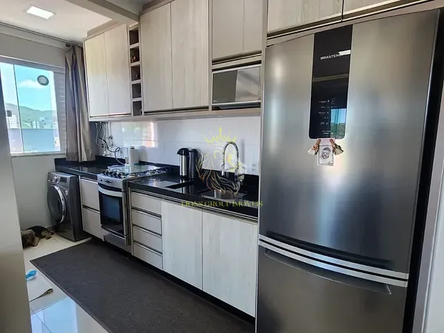 Apartamento 2 quartos e 2 banheiros, à venda, no bairro Centro em Camboriú