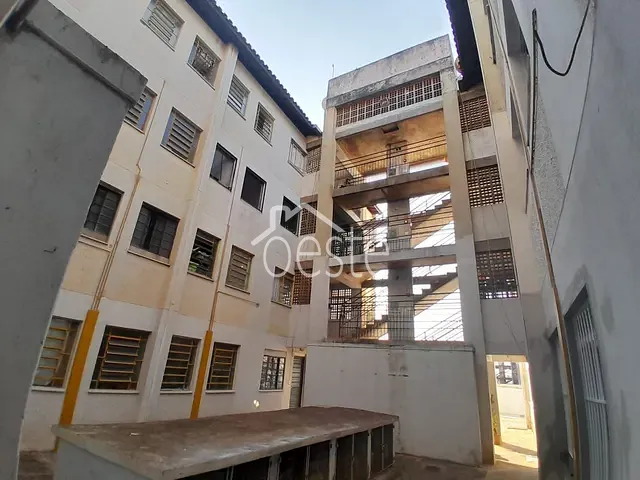 Apartamento com 48m² 2 quartos e 1 banheiro, à venda, no bairro Conjunto Habitacional Roberto Romano em Santa Bárbara D'Oeste