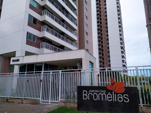 Apartamento 3 quartos e 2 banheiros, para alugar, no bairro Presidente Kennedy em Fortaleza