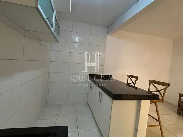 Apartamento 2 quartos e 1 banheiro, à venda, no bairro Residencial Buena Vista I em Goiânia