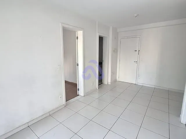 Apartamento 2 quartos e 1 banheiro, à venda, no bairro Jardim Santa Terezinha em São Paulo