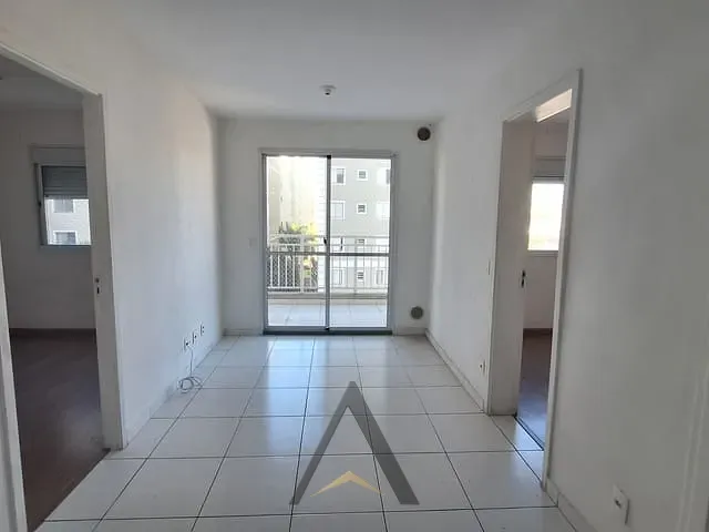Apartamento 2 quartos e 1 banheiro, à venda, no bairro Jardim Santa Terezinha em São Paulo