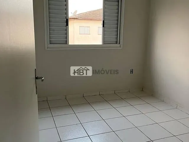 Apartamento 2 quartos e 1 banheiro, à venda, no bairro Núcleo Habitacional Mary Dota em Bauru