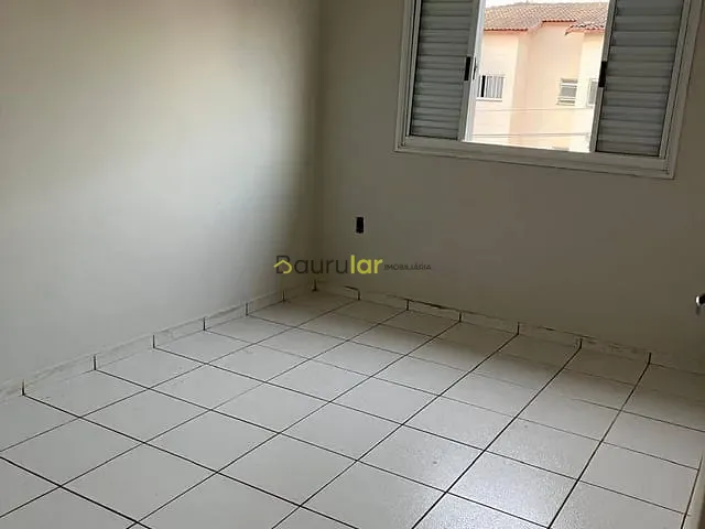 Apartamento 2 quartos e 1 banheiro, à venda, no bairro Núcleo Habitacional Mary Dota em Bauru