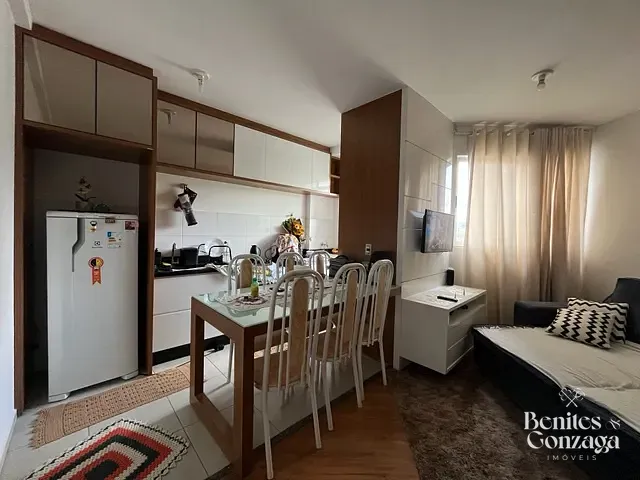 Apartamento 2 quartos e 1 banheiro, para alugar, no bairro Parque Industrial em Maringá