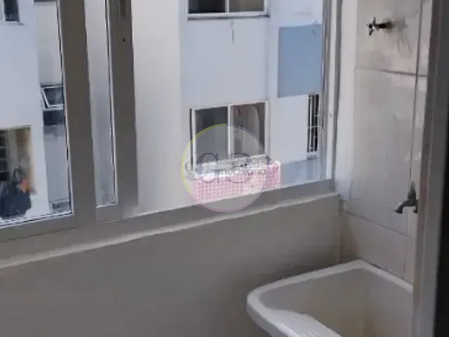 Apartamento 2 quartos e 1 banheiro, para alugar, no bairro Centro em Pelotas