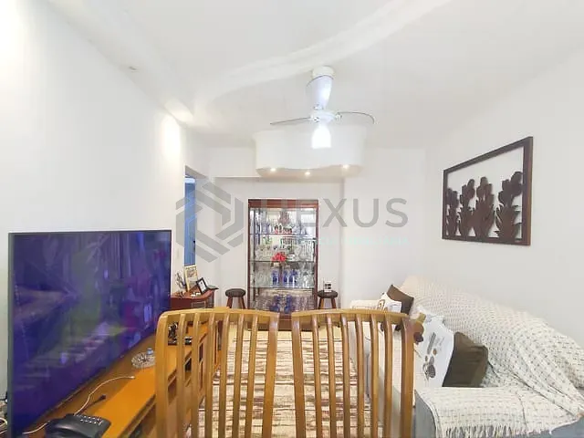 Apartamento 2 quartos e 2 banheiros, à venda, no bairro Jardim Astúrias em Guarujá