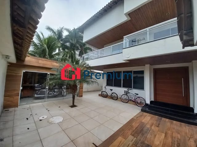 Casa 3 quartos e 7 banheiros, à venda, no bairro Recreio dos Bandeirantes em Rio de Janeiro