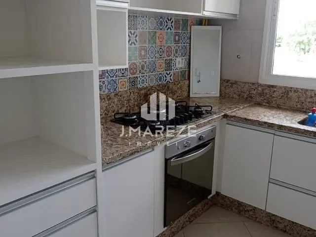 Apartamento 3 quartos e 2 banheiros, para alugar, no bairro Centro em Apucarana