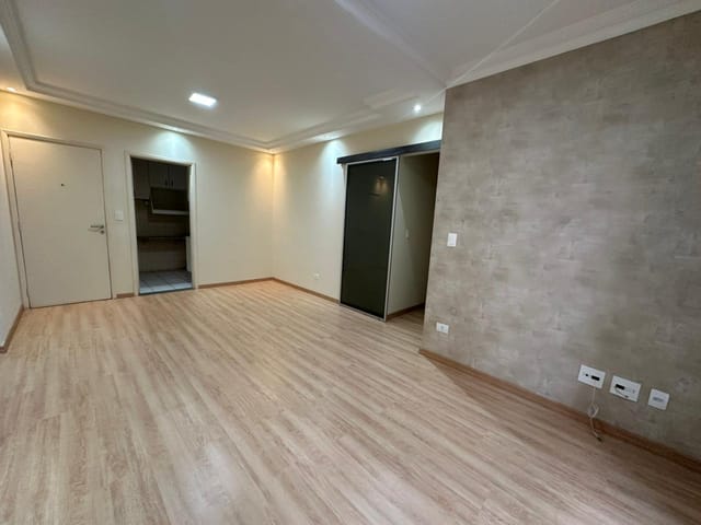 Foto do Apartamento - Ed. Carnaúba - Apartamento à venda com 3 dormitórios (1 suíte), 1 vaga, 78m² - Centro, Londrina, PR | Premier Imóveis