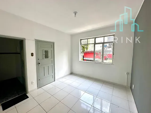 Apartamento 2 quartos e 2 banheiros, para alugar, no bairro Icaraí em Niterói