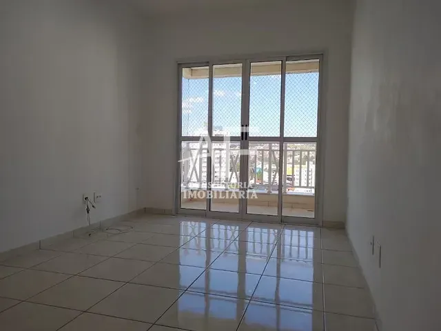 Apartamento com 65m² 2 quartos e 2 banheiros, para alugar, no bairro Centro em Taubaté