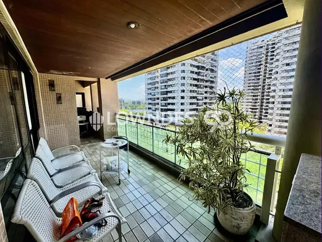 Apartamento com 140m² 3 quartos e 2 banheiros, à venda, no bairro Barra da Tijuca em Rio de Janeiro