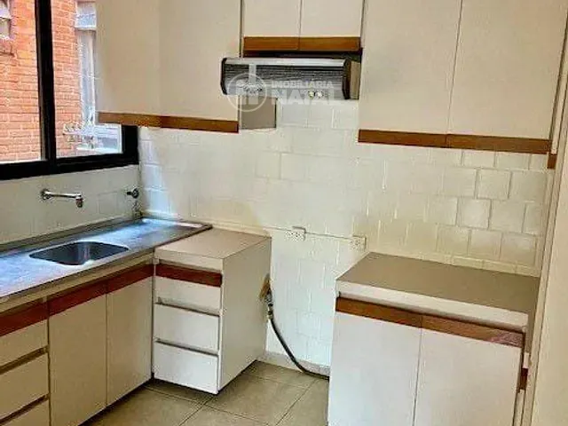 Apartamento com 86m² 2 quartos e 1 banheiro, à venda, no bairro Centro em Londrina