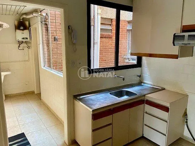 Apartamento com 86m² 2 quartos e 1 banheiro, à venda, no bairro Centro em Londrina