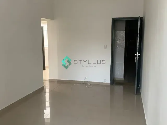 Apartamento 2 quartos e 2 banheiros, para alugar, no bairro Méier em Rio de Janeiro