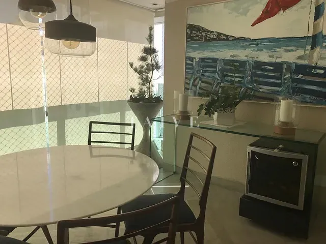 Apartamento 3 quartos e 2 banheiros, à venda, no bairro Centro em Londrina