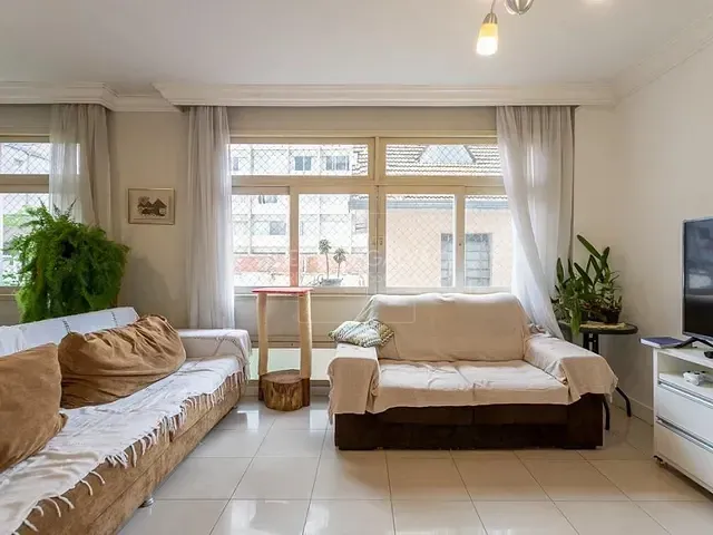 Apartamento com 140m² 3 quartos e 2 banheiros, à venda, no bairro Centro em Curitiba