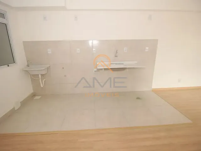 Apartamento 2 quartos e 1 banheiro, à venda, no bairro Três Vendas em Pelotas