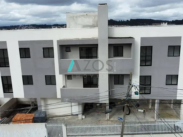 Apartamento com 57m² 2 quartos e 1 banheiro, à venda, no bairro Maracanã em Colombo