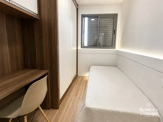Apartamento com 148m² 3 quartos e 2 banheiros, à venda, no bairro Zona 08 em Maringá