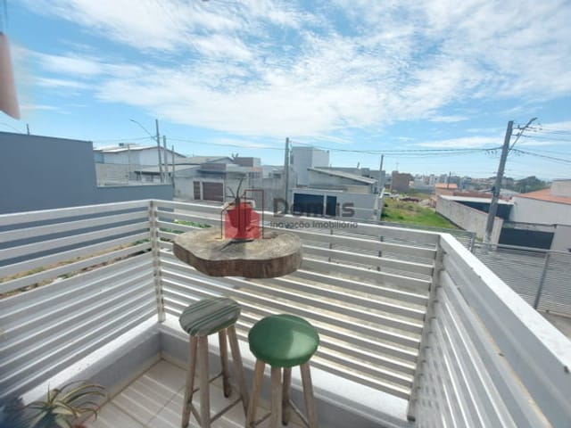 Apartamento à venda, no bairro Loteamento Residencial e Comercial Flamboyant em Pindamonhangaba