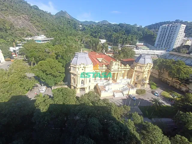 Apartamento 2 quartos e 2 banheiros, à venda, no bairro Laranjeiras em Rio de Janeiro