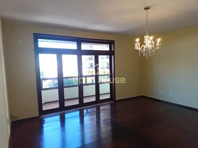 Apartamento 3 quartos e 3 banheiros, à venda, no bairro Centro em Resende