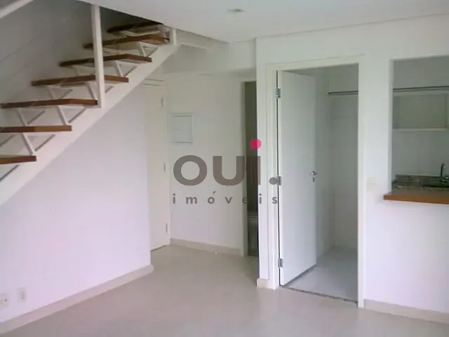 Apartamento 1 quarto e 2 banheiros, à venda, no bairro Vila Madalena em São Paulo