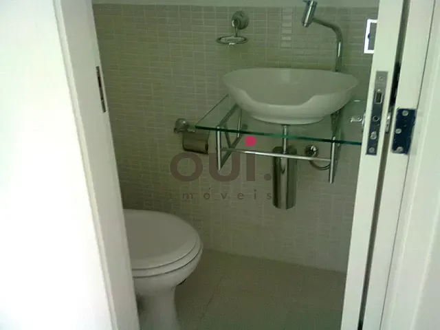 Apartamento 1 quarto e 2 banheiros, à venda, no bairro Vila Madalena em São Paulo