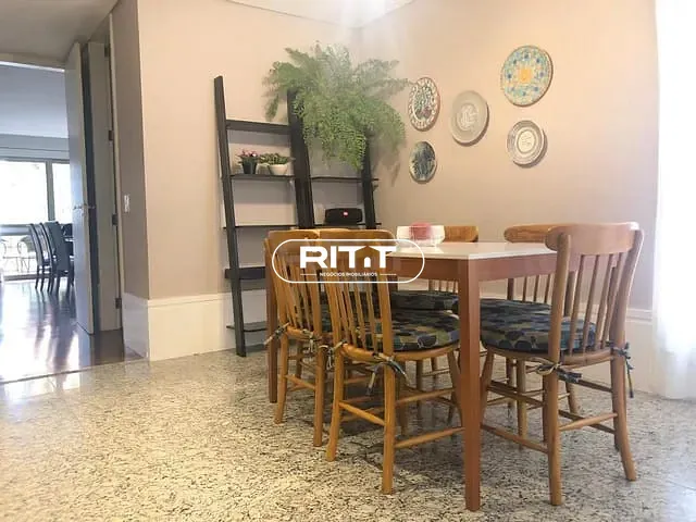 Apartamento com 670m² 4 quartos e 5 banheiros, à venda, no bairro Cambuí em Campinas