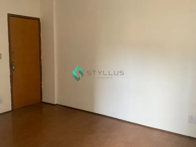 Apartamento 2 quartos e 1 banheiro, para alugar, no bairro Méier em Rio de Janeiro
