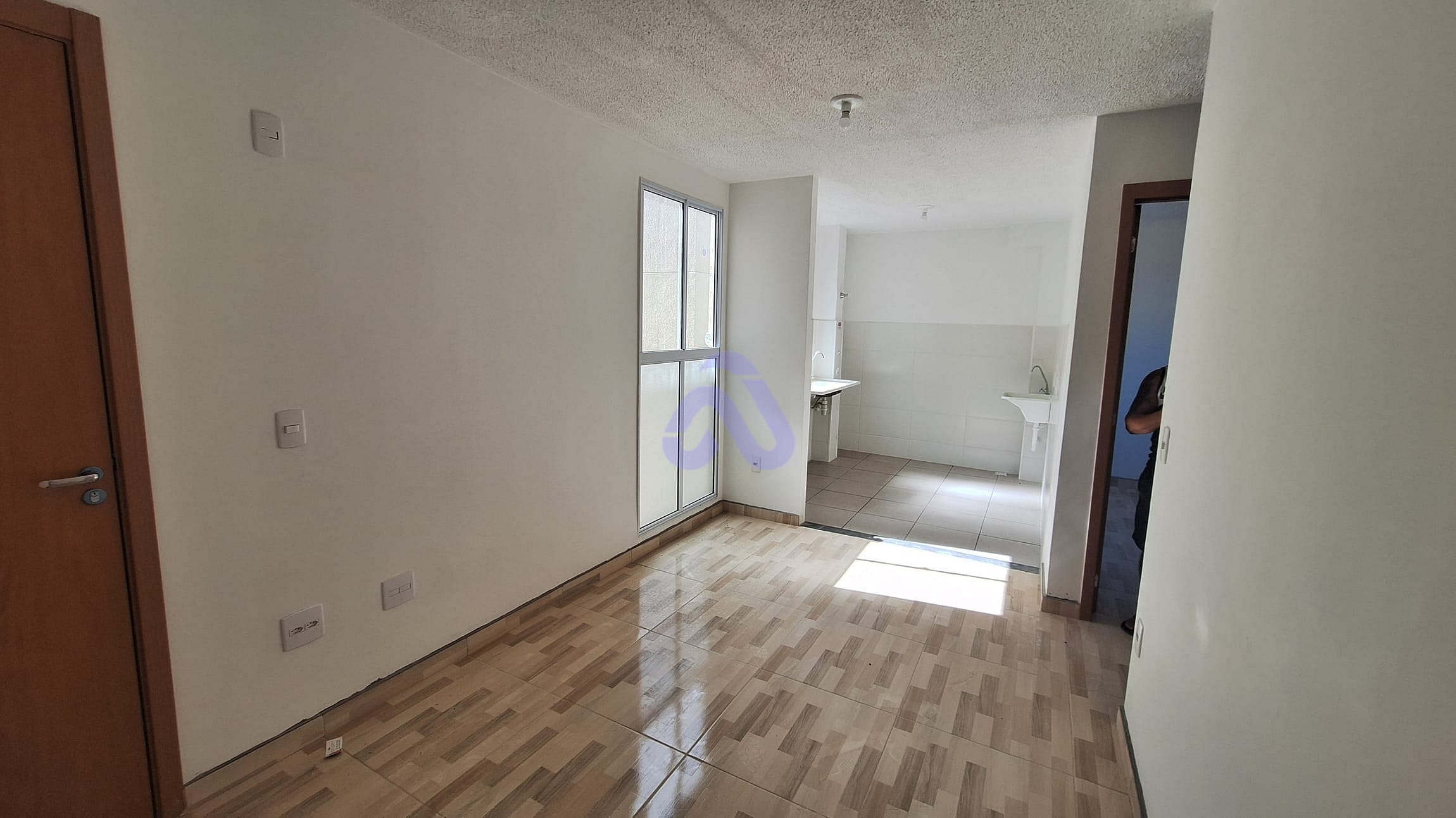 Apartamento à venda e aluguel com 2 quartos, 37m² - Foto 1
