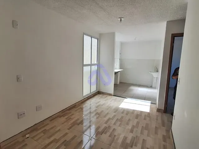 Apartamento 2 quartos e 1 banheiro, à venda, no bairro Chácara Nova Suzano em Suzano