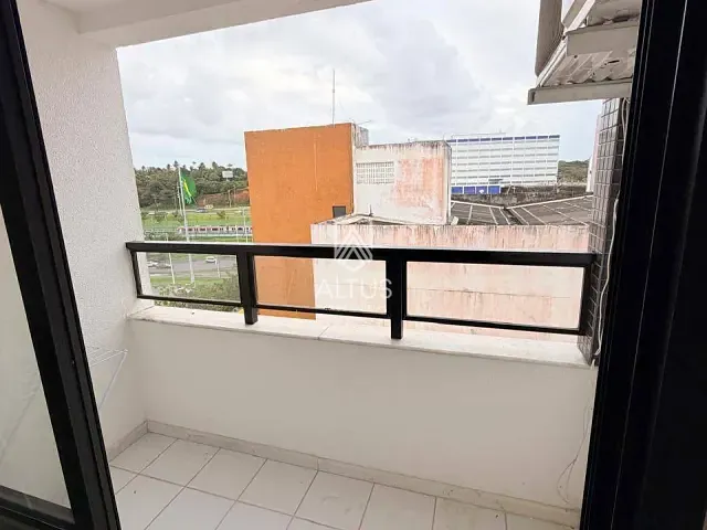 Apartamento 3 quartos e 2 banheiros, à venda, no bairro Imbuí em Salvador