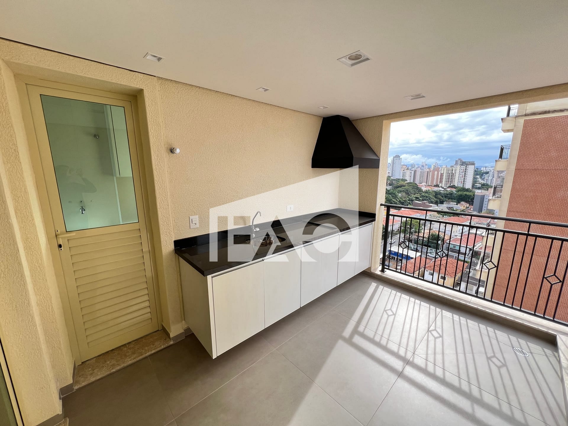 Apartamento para alugar com 2 quartos, 74m² - Foto 6