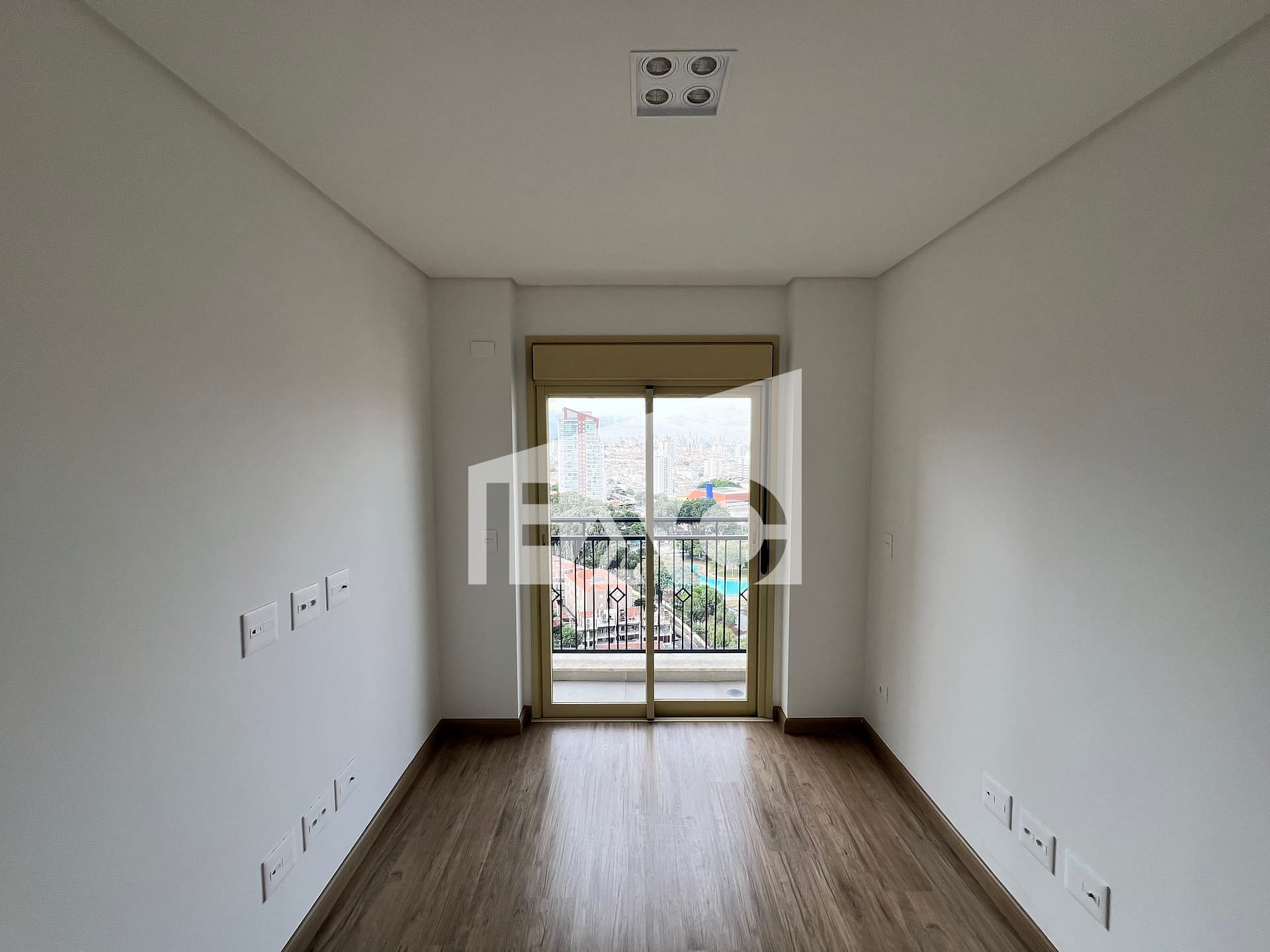 Apartamento para alugar com 2 quartos, 74m² - Foto 17