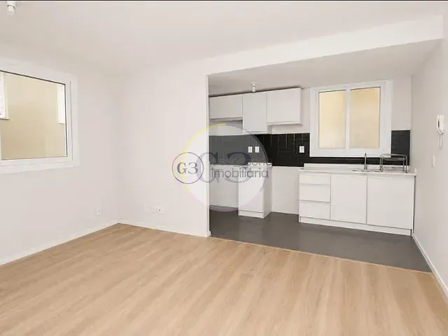 Apartamento 1 quarto e 1 banheiro, para alugar, no bairro Centro em Pelotas