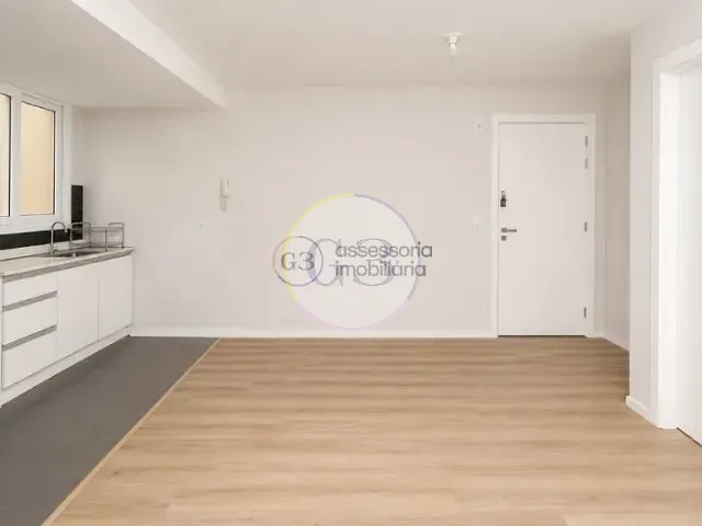 Apartamento 1 quarto e 1 banheiro, para alugar, no bairro Centro em Pelotas