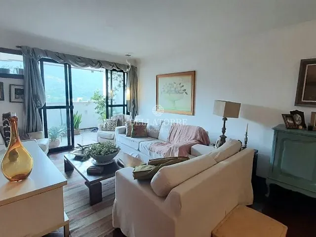 Apartamento 2 quartos e 3 banheiros, à venda, no bairro Alto em Teresópolis