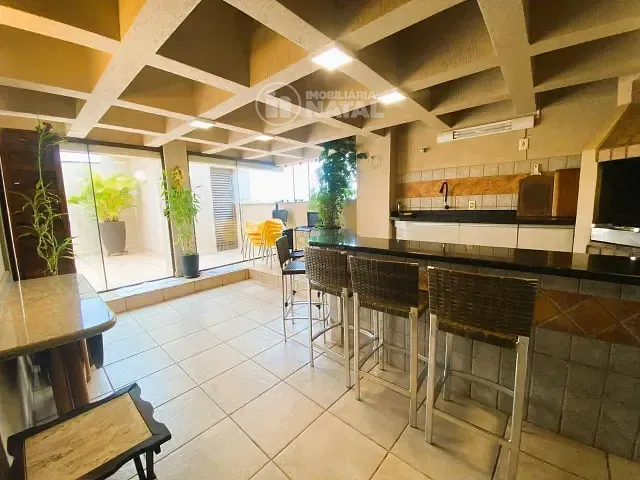 Apartamento com 421m² 5 quartos e 4 banheiros, à venda, no bairro Vitória em Londrina