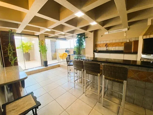 Apartamento com 421m² 5 quartos e 4 banheiros, à venda, no bairro Vitória em Londrina