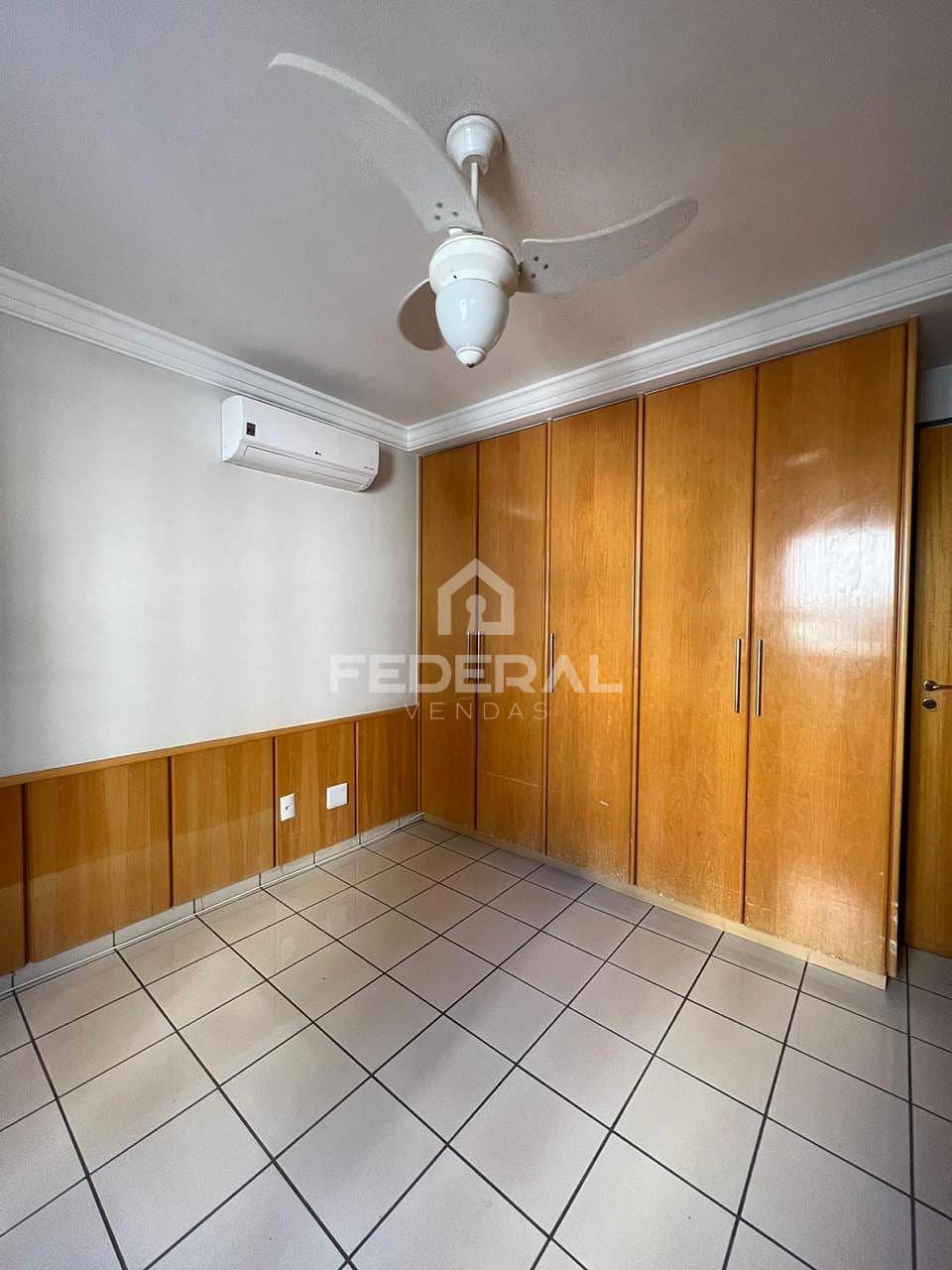 Apartamento à venda com 3 quartos, 134m² - Foto 13