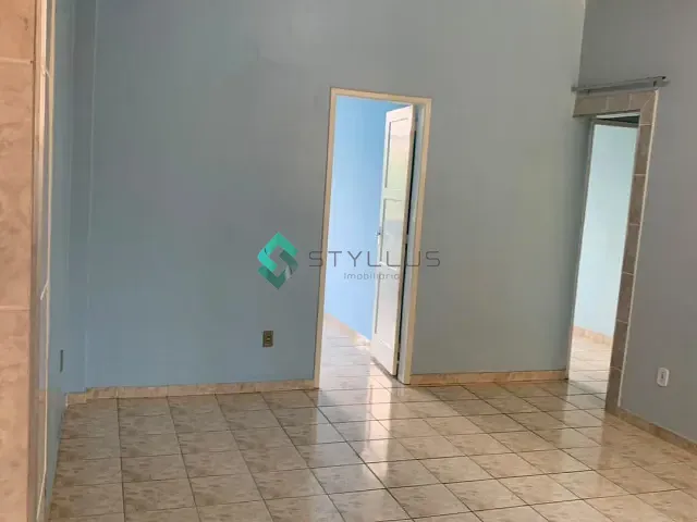 Apartamento 2 quartos e 1 banheiro, para alugar, no bairro Todos os Santos em Rio de Janeiro