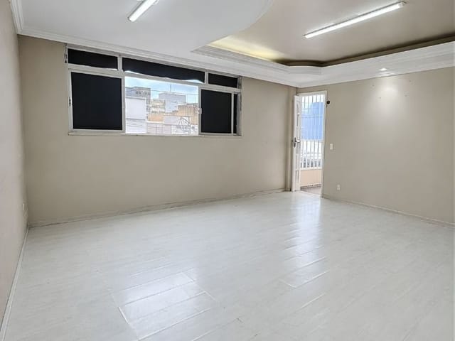 Apartamento 3 quartos e 2 banheiros, à venda, no bairro Centro em Macaé