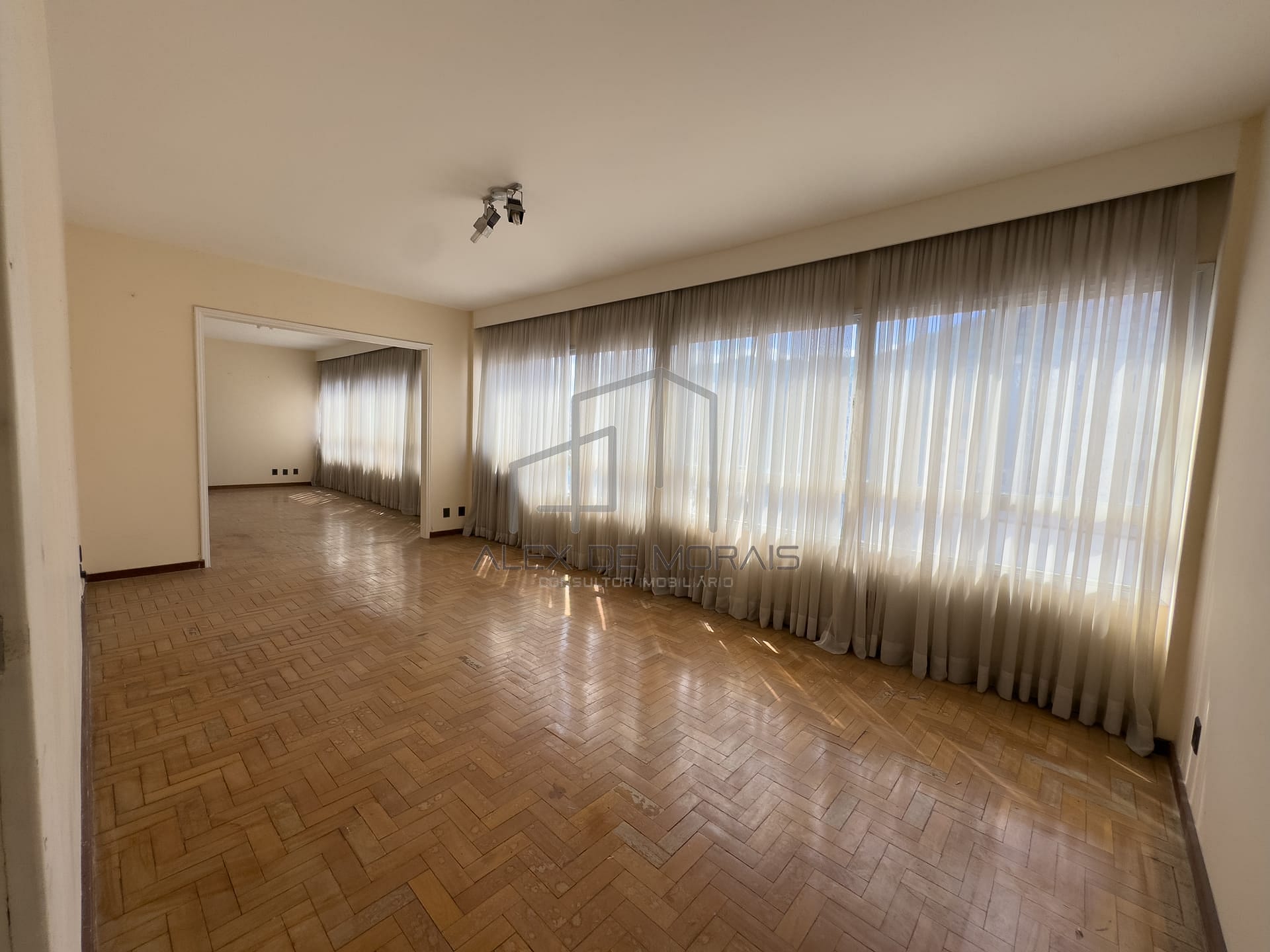 Apartamento, 3 quartos, 185 m² - Foto 1