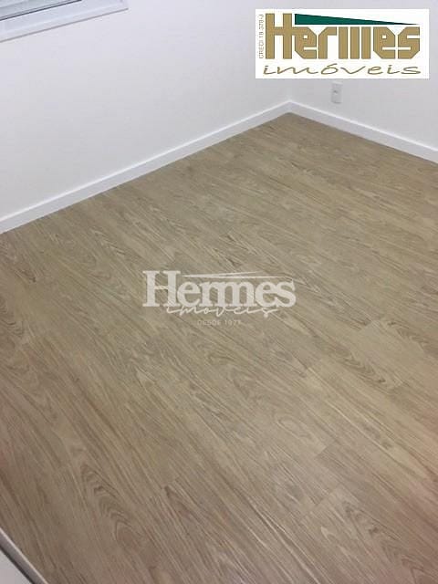 Apartamento à venda com 2 quartos, 86m² - Foto 3